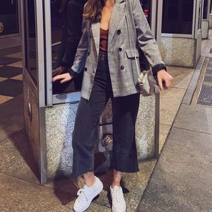 Cropped Flare Black Jeans